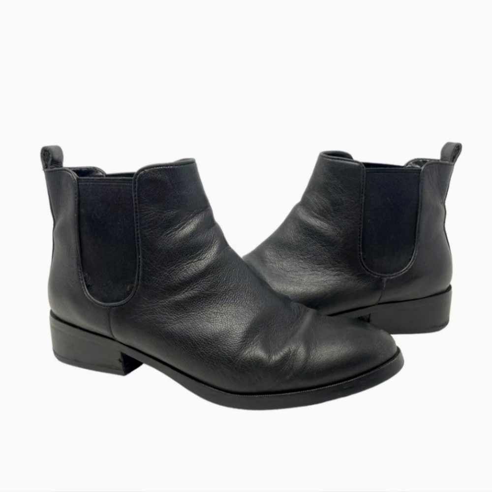 womens Cole Haan Black leather booty boots 7 and 1/2 M